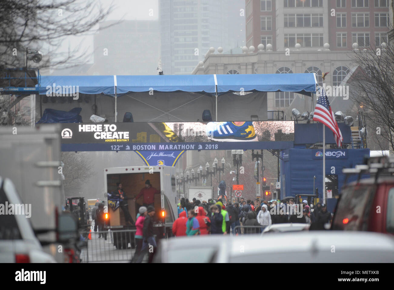 Boston, Massachusetts, USA. Apr 15, 2018. Protestation arménienne sur le 103 anniversaire du génocide à l'Tukish consulat de Boston. Credit : Kenneth Martin/ZUMA/Alamy Fil Live News Banque D'Images