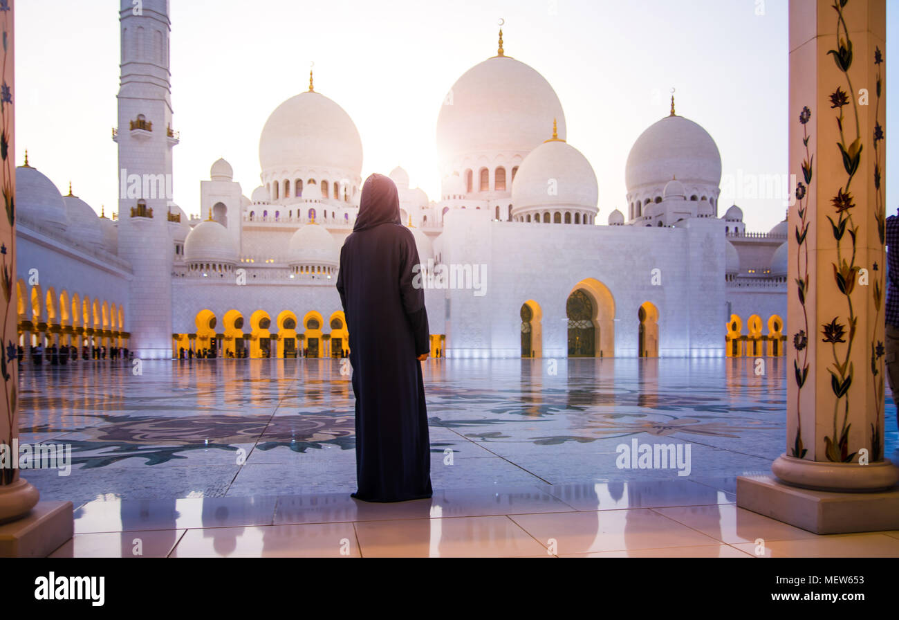 Visite de la Grande Mosquée Femme à Abu Dhabi Banque D'Images