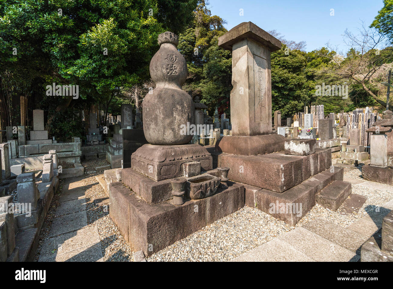 Tombes de Kano Tan'yu ( 1602 - 1674 ), artiste japonais, Ikegami Honmonji temple, Tokyo, Tokyo, Japon Banque D'Images