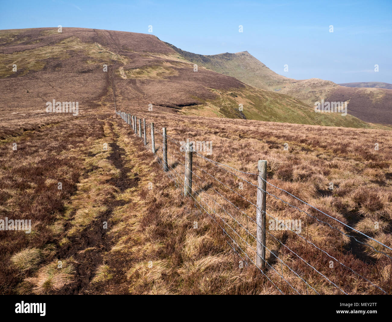 Moel Sych (L) et Cadair Berwyn (R) vu de Bostn Felen, montagnes Berwyn, au Pays de Galles Banque D'Images