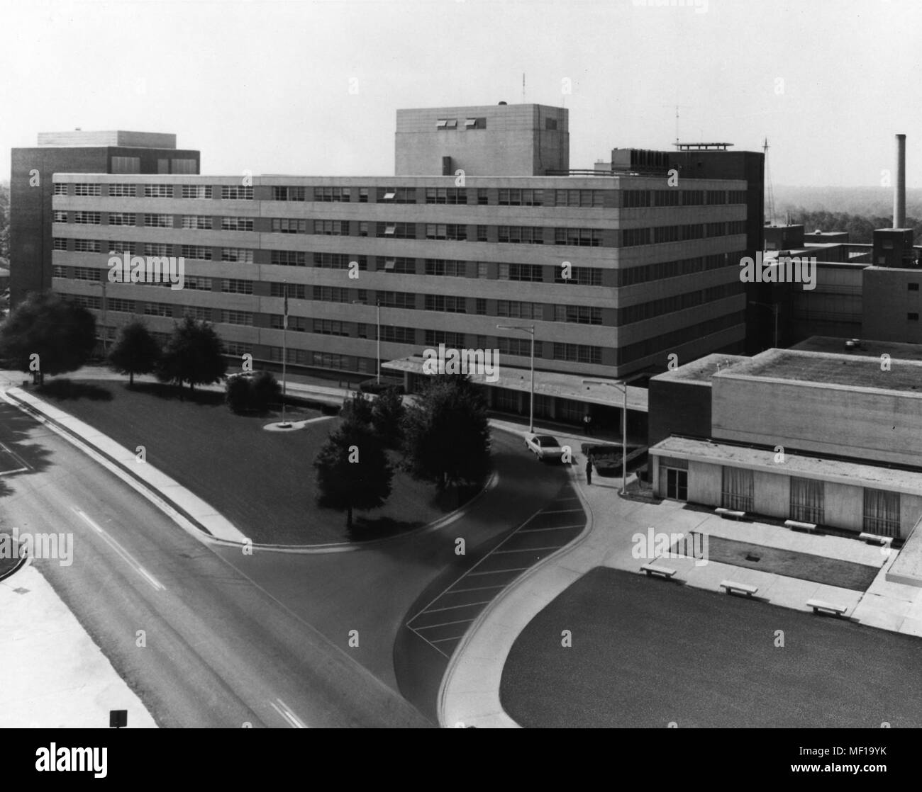 Vue aérienne des Centers for Disease Control and Prevention (CDC) Roybal Campus, Clifton Road, Atlanta, Géorgie, 1977. Image courtoisie Centres de contrôle des maladies. () Banque D'Images