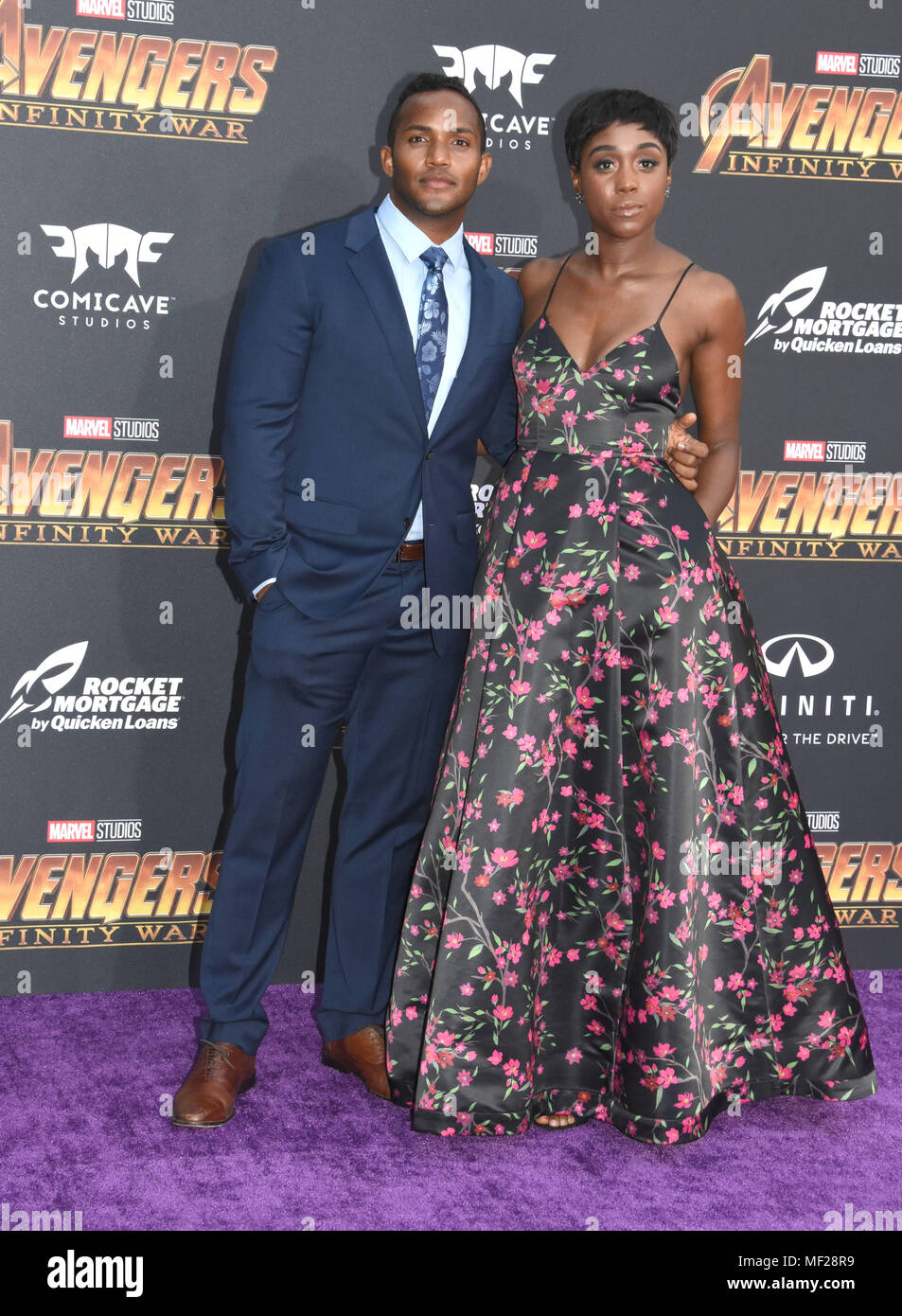 Los Angeles, Californie, USA. 23 avril, 2018. (L-R) Sterling Sulieman acteur et actrice Lashana Lynch assister à la première mondiale de Disney et de merveilles 'Avengers : Infinity War' le 23 avril 2018 à Los Angeles, Californie. Photo de Barry King/Alamy Live News Banque D'Images