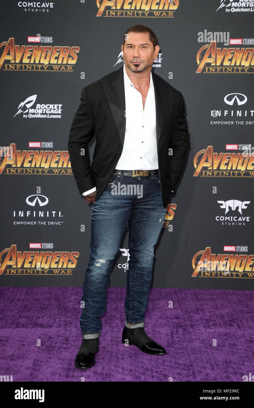 HOLLYWOOD, CA - 23 avril : Dave Bautista, lors de la première mondiale d'Avengers : Infinity War au El Capitan Theatre de Los Angeles, Californie le 23 avril 2018. Credit : Faye Sadou/MediaPunch Banque D'Images