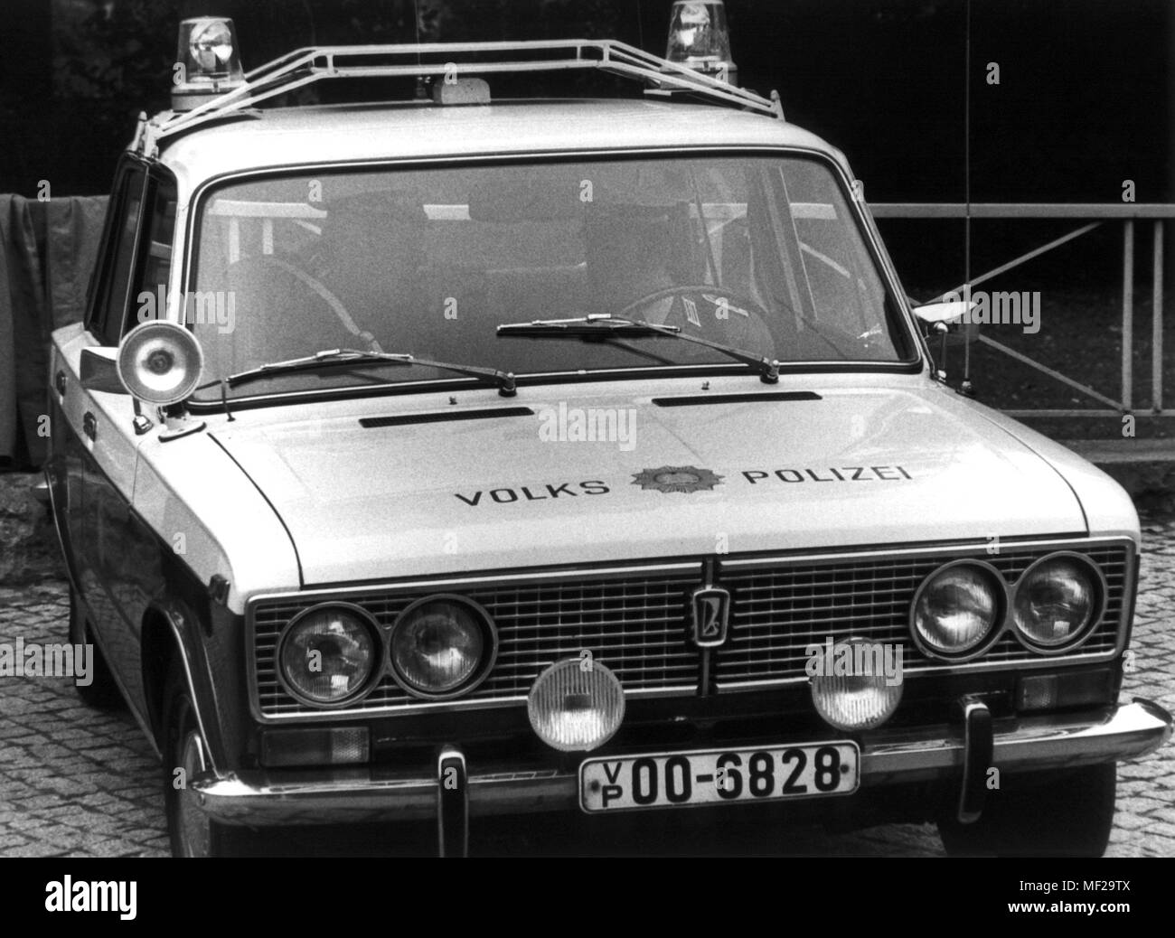 Une voiture de police de la police, prise le 6 octobre 1979. Dans le monde  d'utilisation | Photo Stock - Alamy