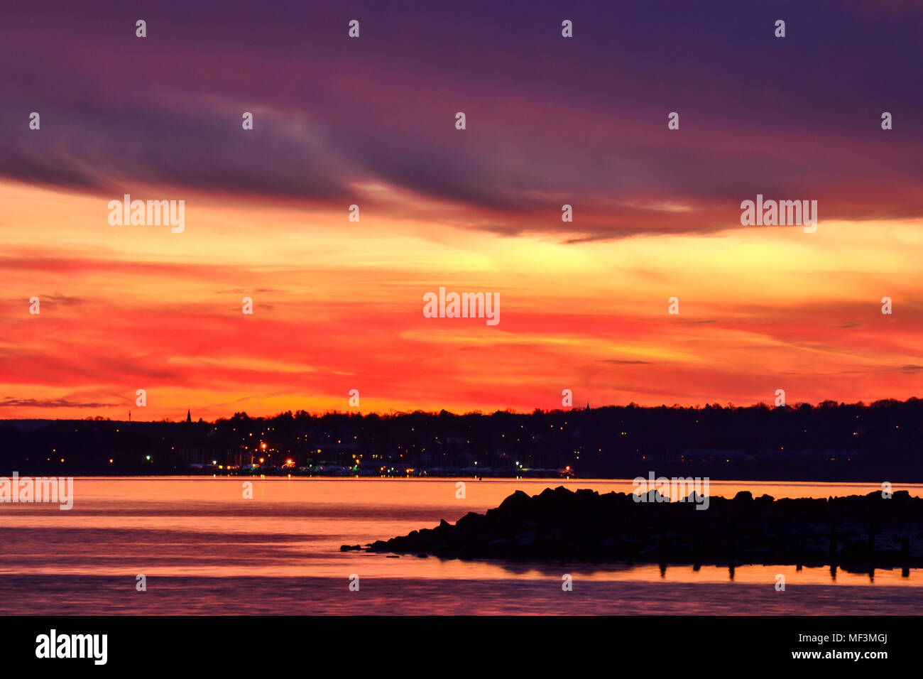 Coucher du soleil à la plage en Nouvelle Angleterre Banque D'Images