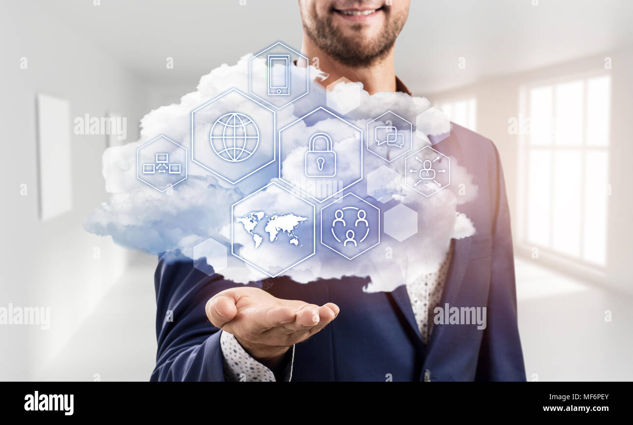 Portrait de nuages avec différentes icônes. Banque D'Images