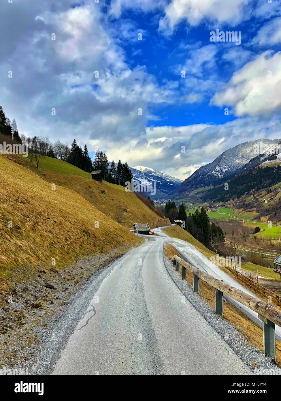 Paysage de printemps entre Bad Gastein Bad Hofgastein et villes. L'Autriche Banque D'Images