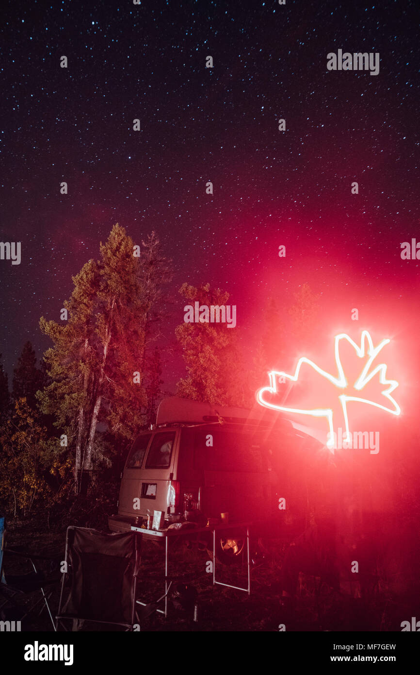 Le Canada, la Colombie-Britannique, symbole, maple leaf, lire Llght trail Banque D'Images