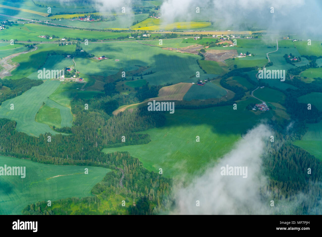 Photographie aérienne de belle terre verte , Norvège Banque D'Images