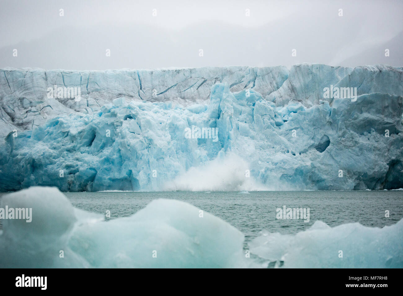 La fonte des glaciers, Svalbard, pôle Nord Banque D'Images