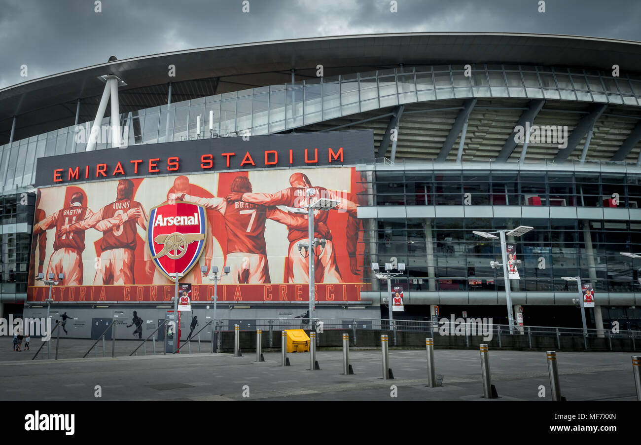 Arsenal Emirates Stadium, Londres, Royaume-Uni - 26 juin 2016 : Arsenal Stadium avec un ciel dramatique, Londres, Royaume-Uni Banque D'Images