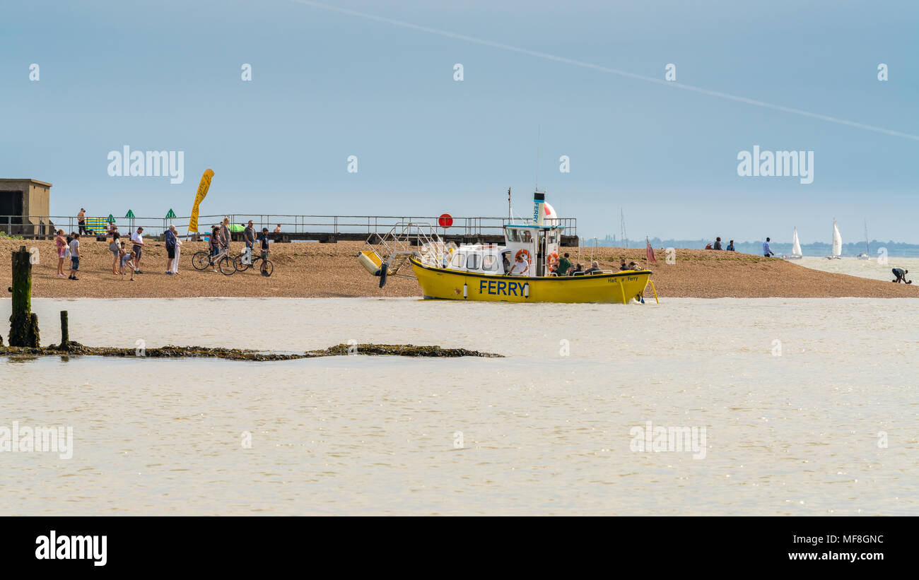 Felixstowe, Suffolk, Angleterre, Royaume-Uni - Mai 28, 2017 : Le Port de Harwich Ferry arrivant sur la côte de Felixstowe Banque D'Images
