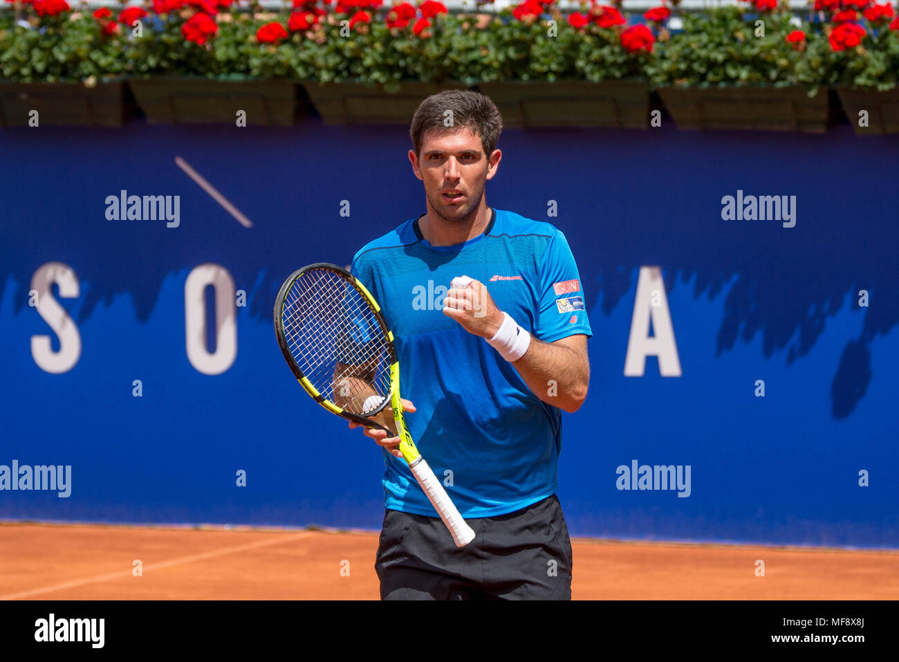 Barcelone, Espagne - APR 24 : Federico Delbonis joue au Banc Sabadell Barcelone ATP Open Conde de Godo Tournament le 24 avril 2018 à Barcelone, Espagne. Crédit : Christian Bertrand/Alamy Live News Banque D'Images