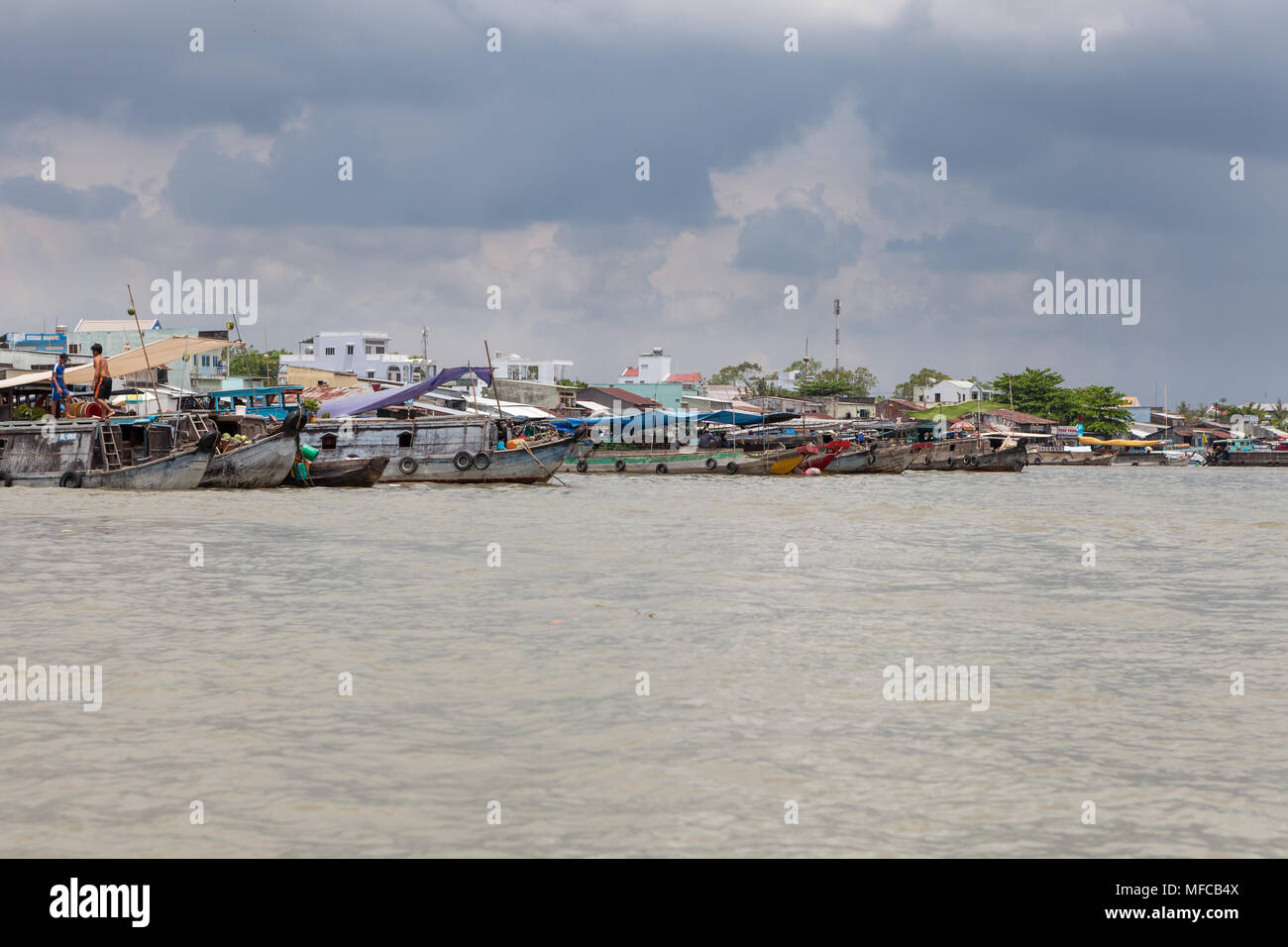 Can Tho, Vietnam - 19 mars 2017 : Marché flottant sur le delta du Mekong Banque D'Images