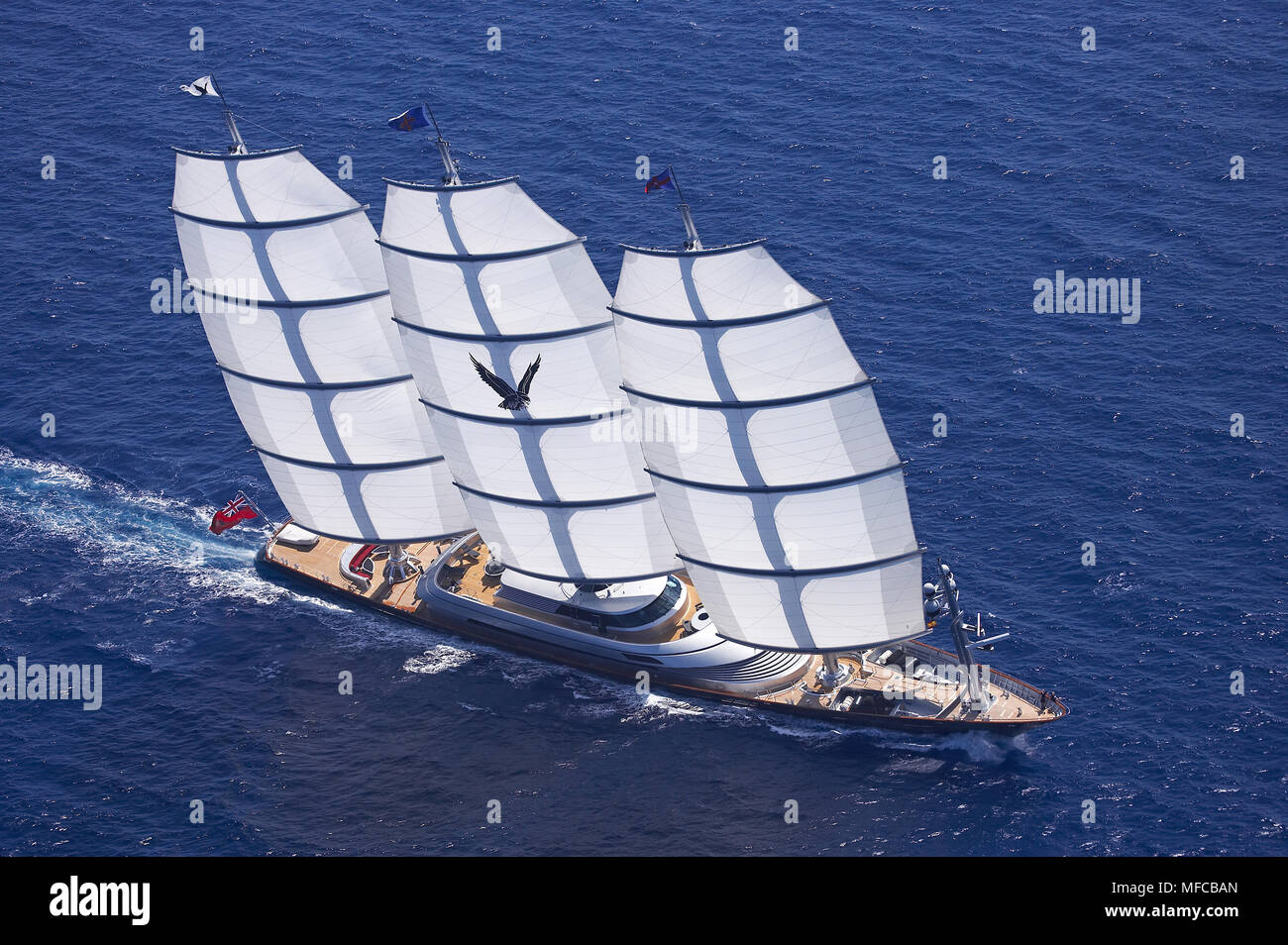 Yacht à voile à La Maltese Falcon en cours Banque D'Images