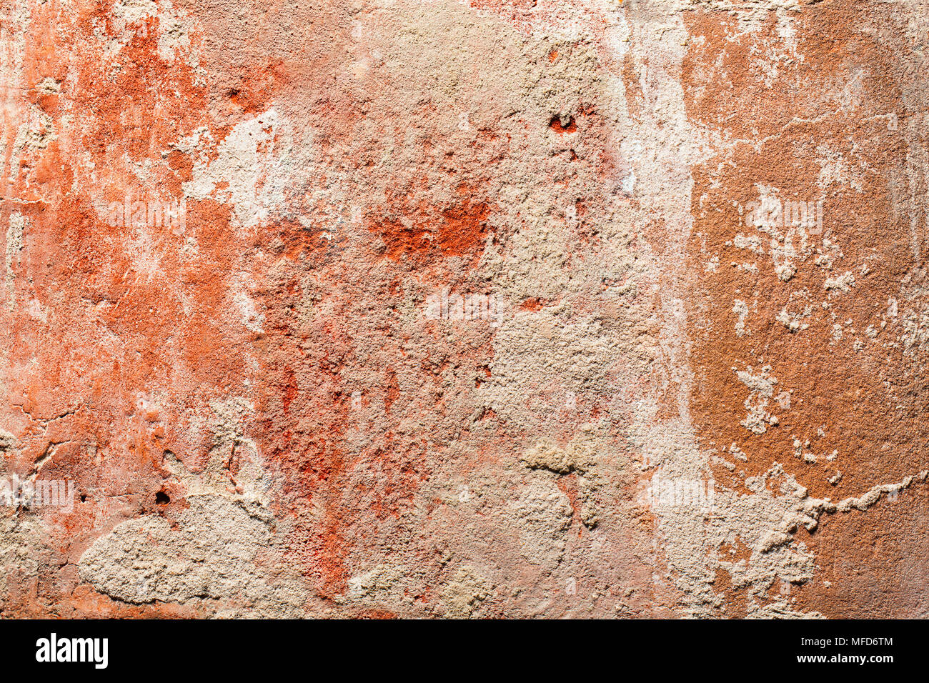 Mur de brique dans le plâtre. Banque D'Images