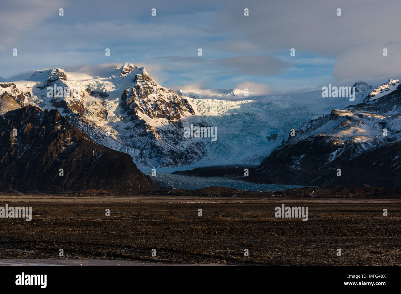 <span class ='wsc sous-titre' id ='Islande lilleulven.com  K3 11153.' >DNG Skeiðarársandur, Bölti, Région de l'Austurland / • Islande </span > à la ba Banque D'Images