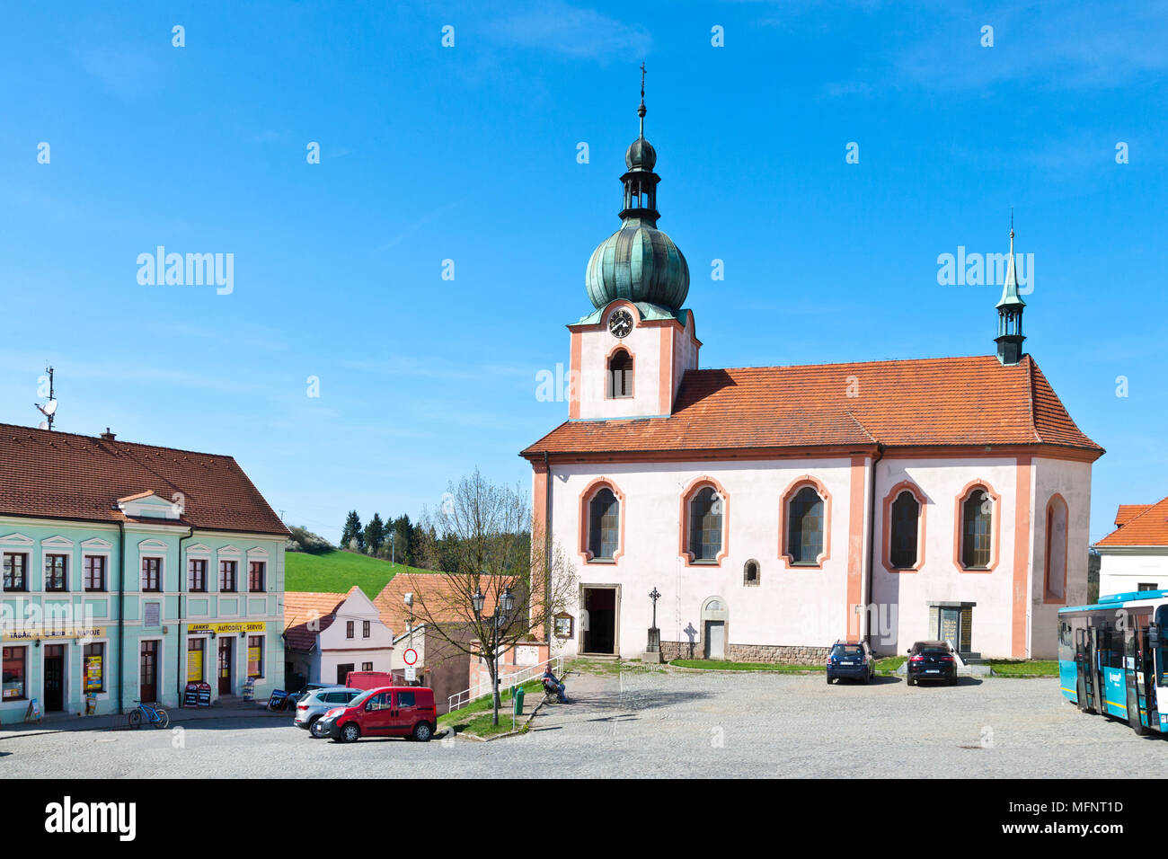 Kostel sv. Mikuláše, 8356, Knín Středočeský kraj, Česká republika / St Nicolas church, Novy Knin, région de Bohême-Centrale, en République Tchèque Banque D'Images