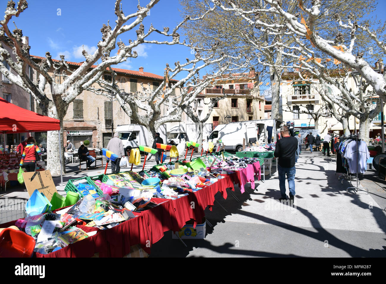Marché de Prades, Pyrénées-Orientales, SW France 2018 Photo Stock - Alamy