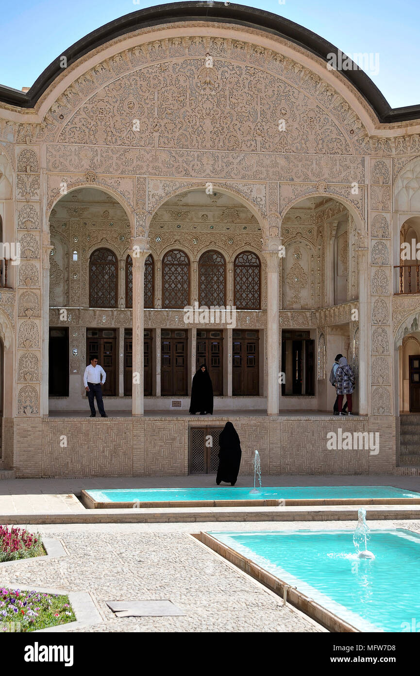 L'Tabatabaei au sein House, une maison historique à Kashan, Iran. Il a été construit au début des années 1880 pour les riches Tabatabaei au sein de la famille. Banque D'Images