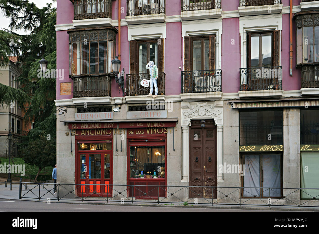 El Anciano Rey de los vinos, magasin de vin et de la taverne dans la calle de Bailén, Madrid, Espagne Banque D'Images