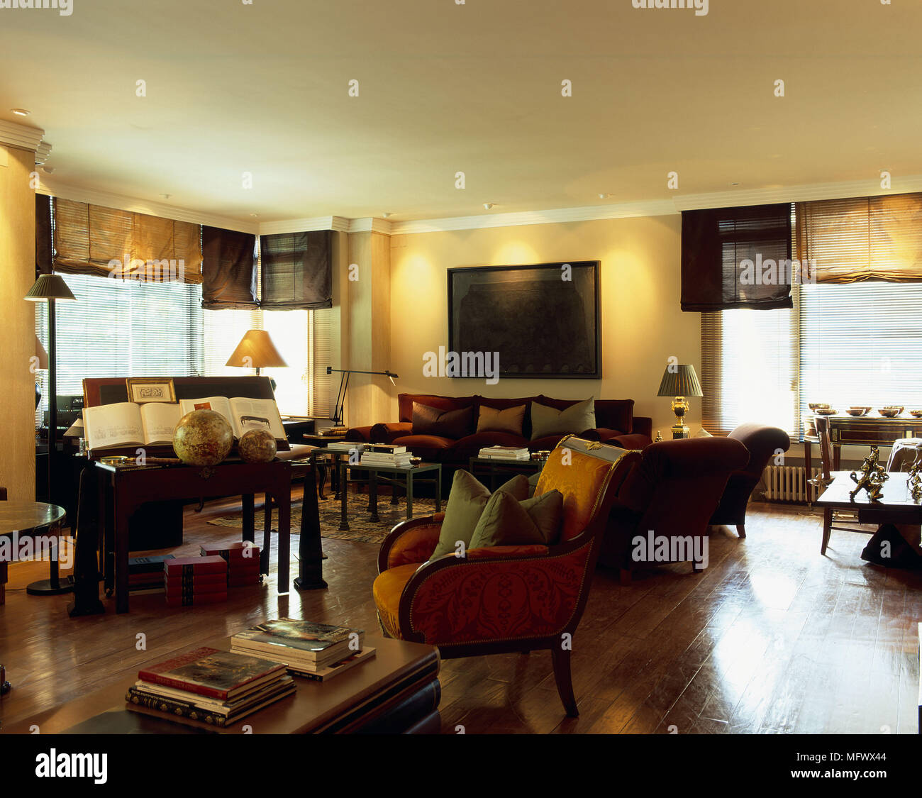Vue d'un salon lumineux Banque D'Images