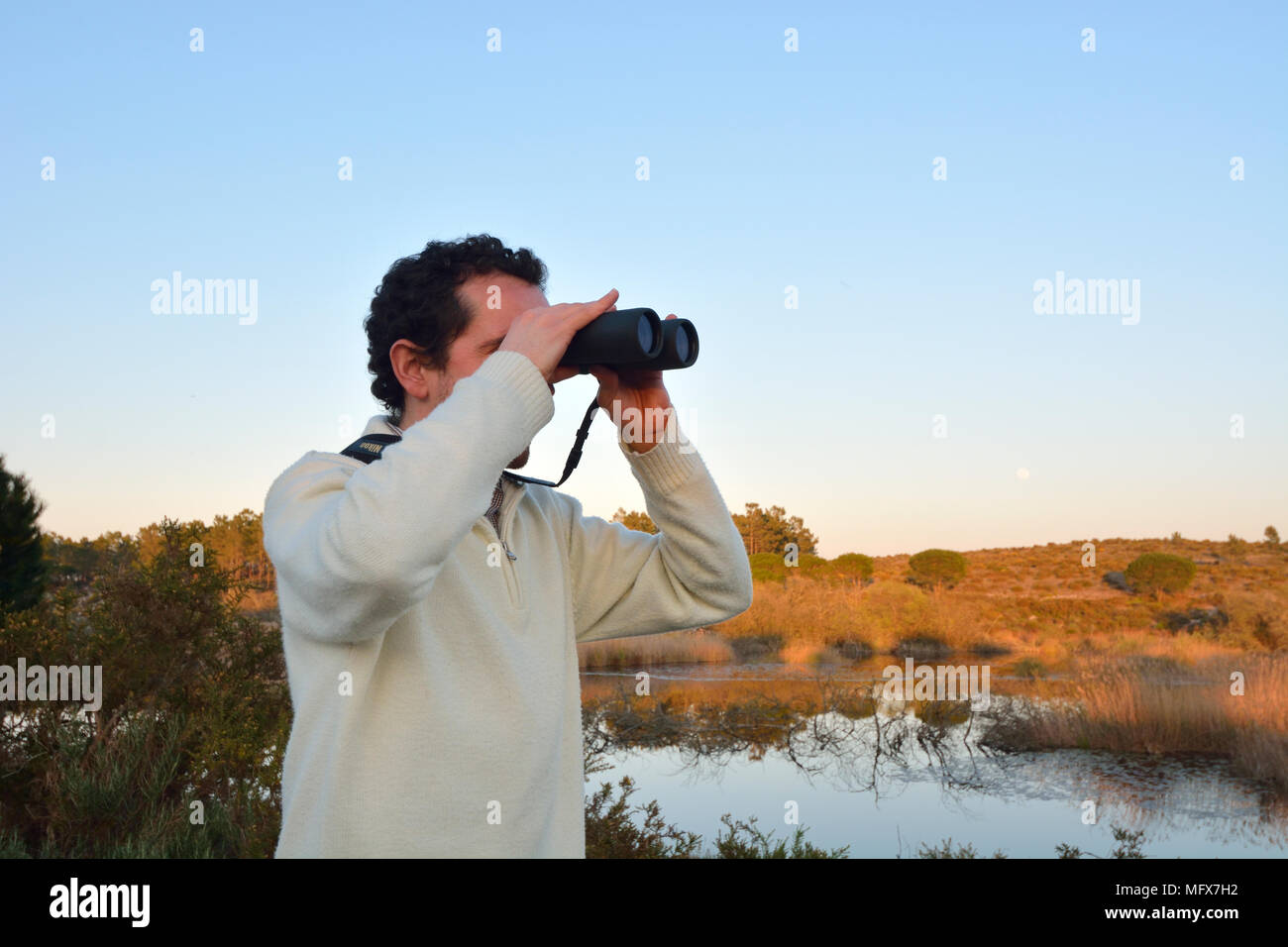 L'observation des oiseaux dans la réserve naturelle de l'estuaire du Sado. Portugal Banque D'Images