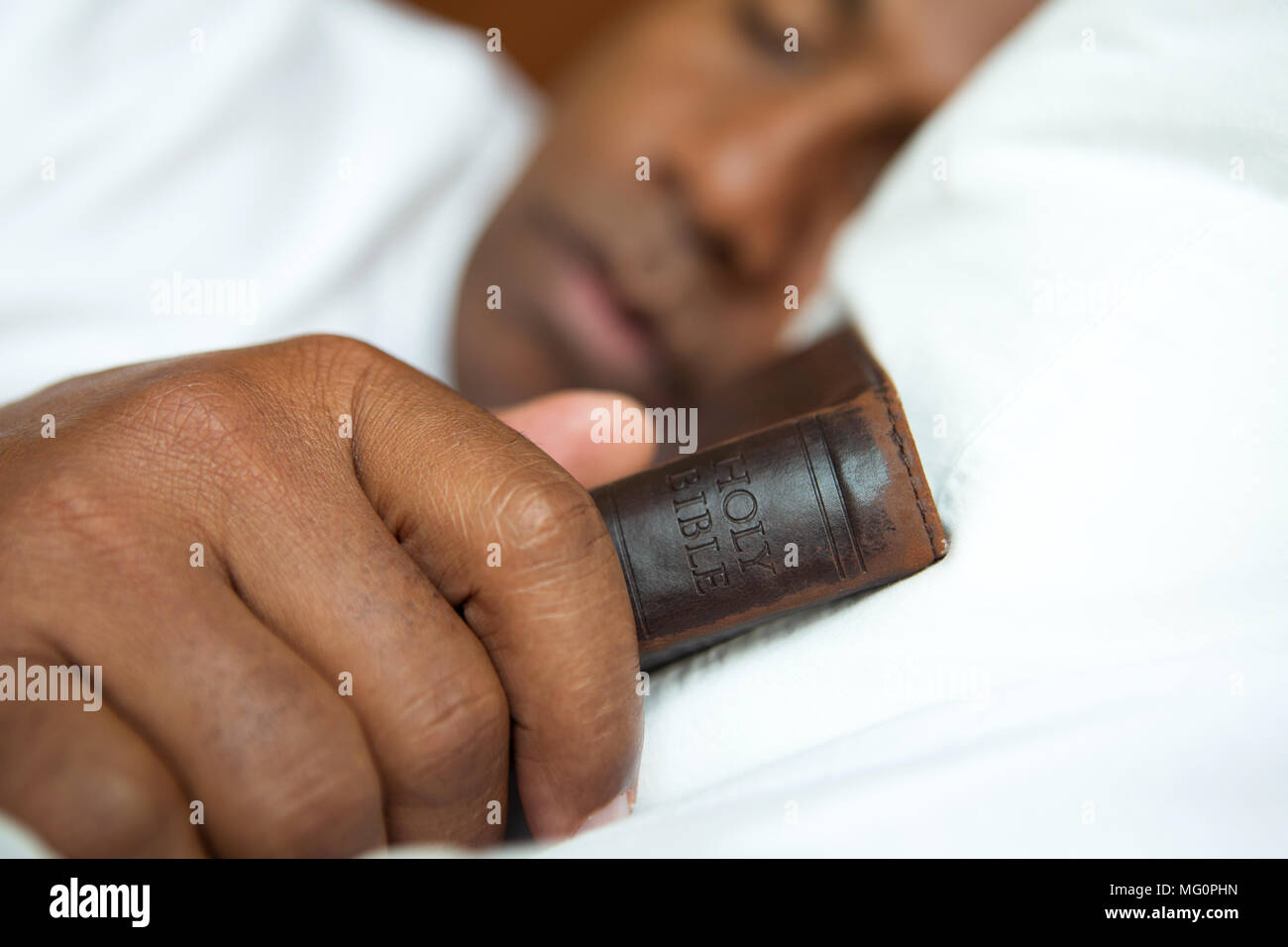 African American man sleeping. Banque D'Images