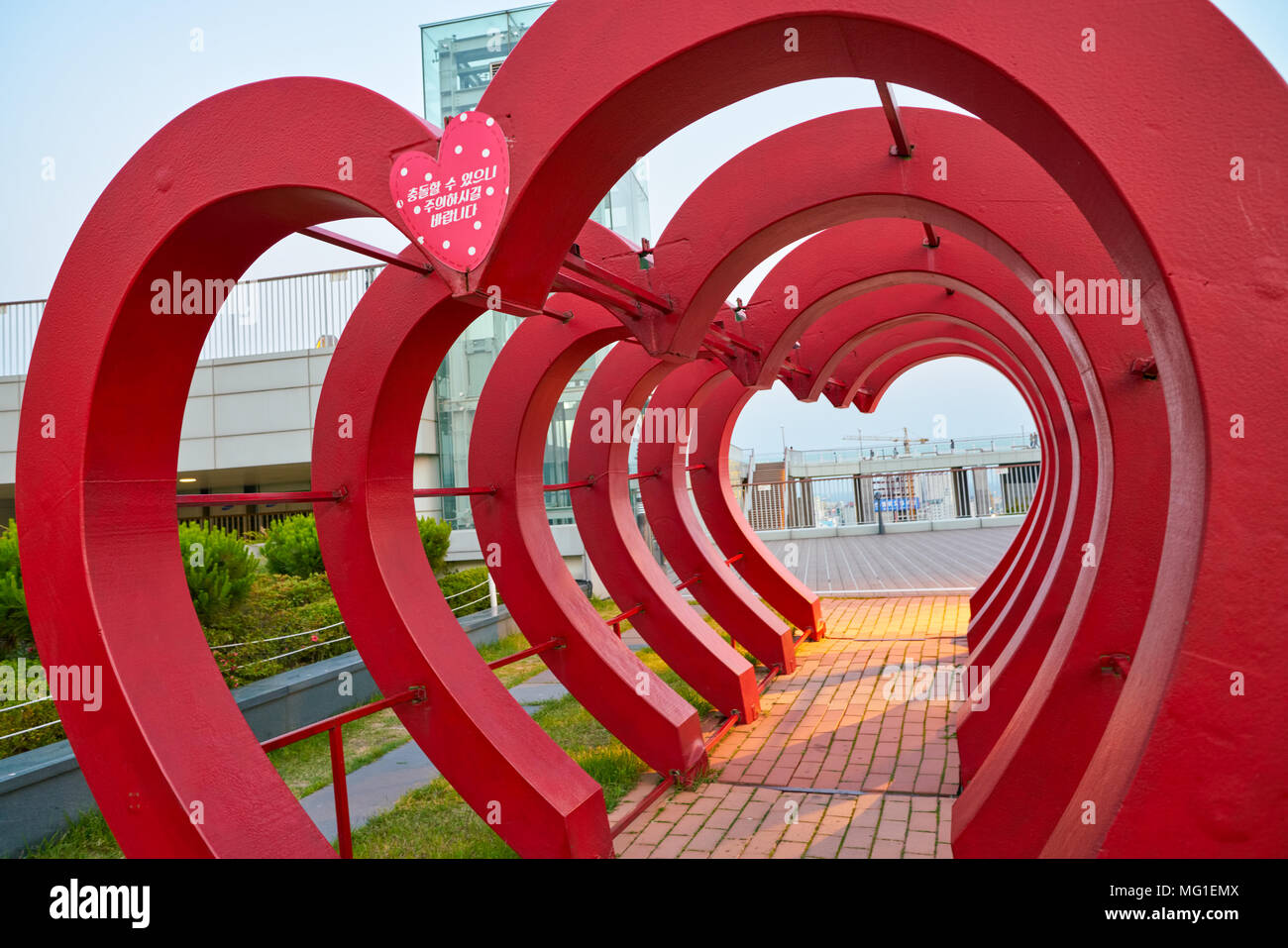 BUSAN, CORÉE DU SUD - circa 2017 MAI : Sky Park en haut de la Lotte Department Store Gwangbok. Banque D'Images