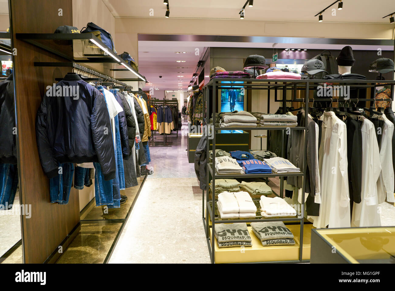 Dsquared2 shop Banque de photographies et d'images à haute résolution -  Alamy