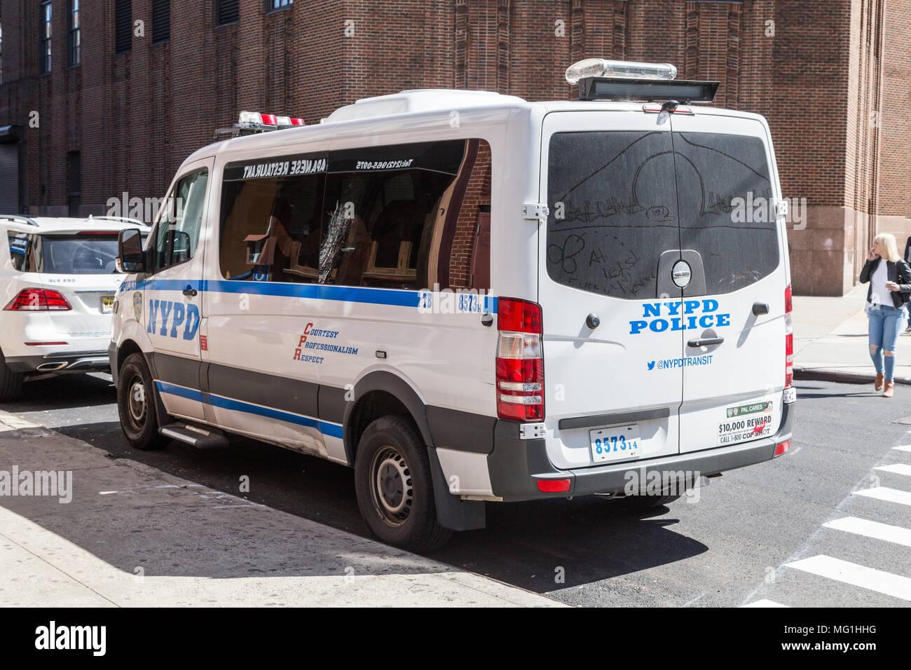 Flic nypd Banque de photographies et d’images à haute résolution - Alamy