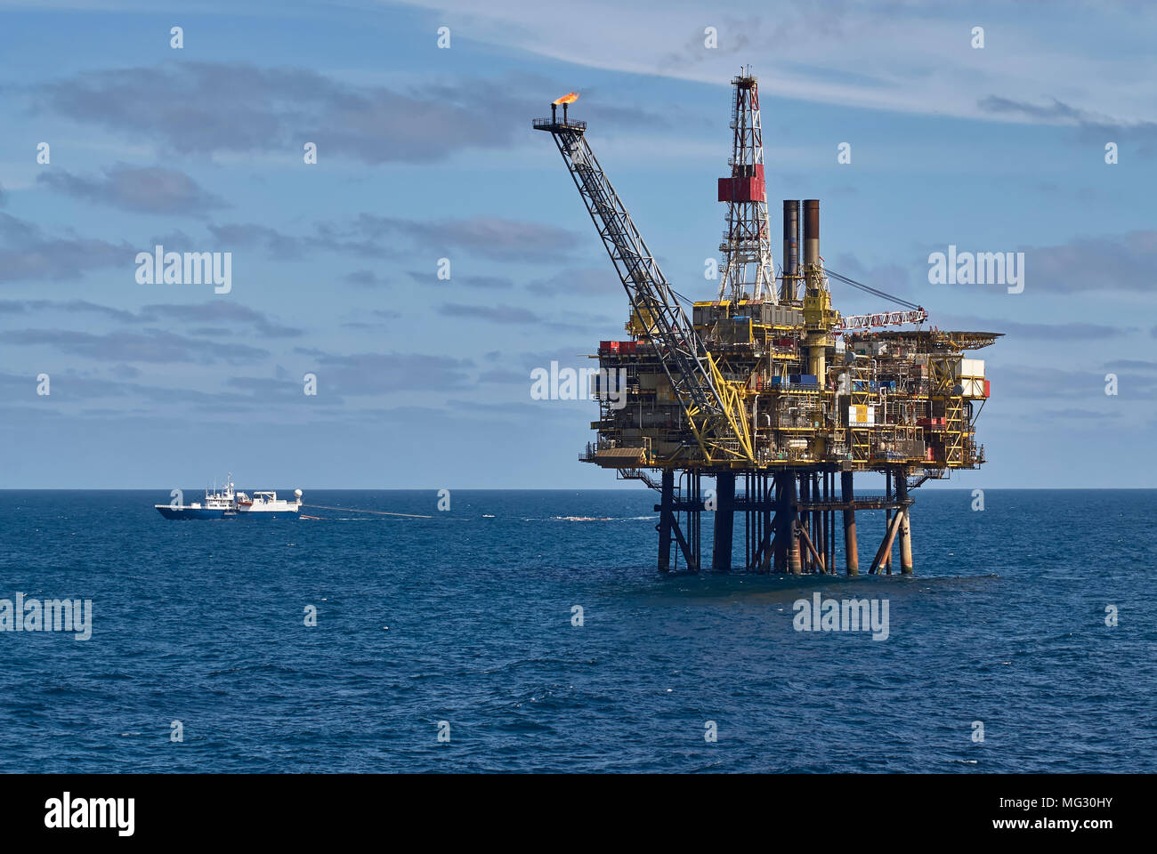 Les activités sismiques le long de la plate-forme pétrolière Gannet UN dans le secteur britannique de la mer du Nord. Champ Gannet, Royaume-Uni Secteur. Banque D'Images