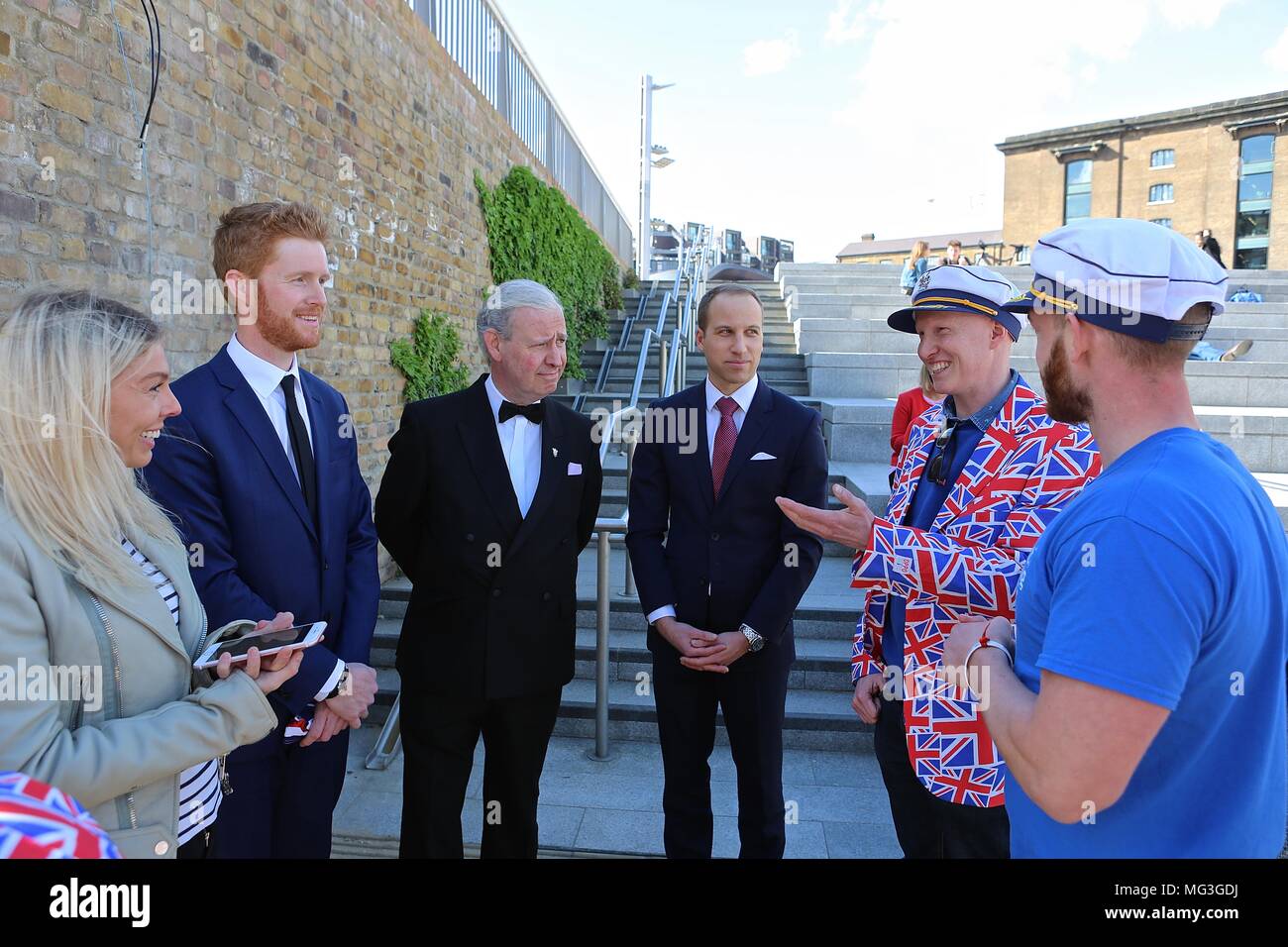 Bain à remous avec Royal assimilés célébrant le prince Harry's stag n 26 avril 2018 Banque D'Images