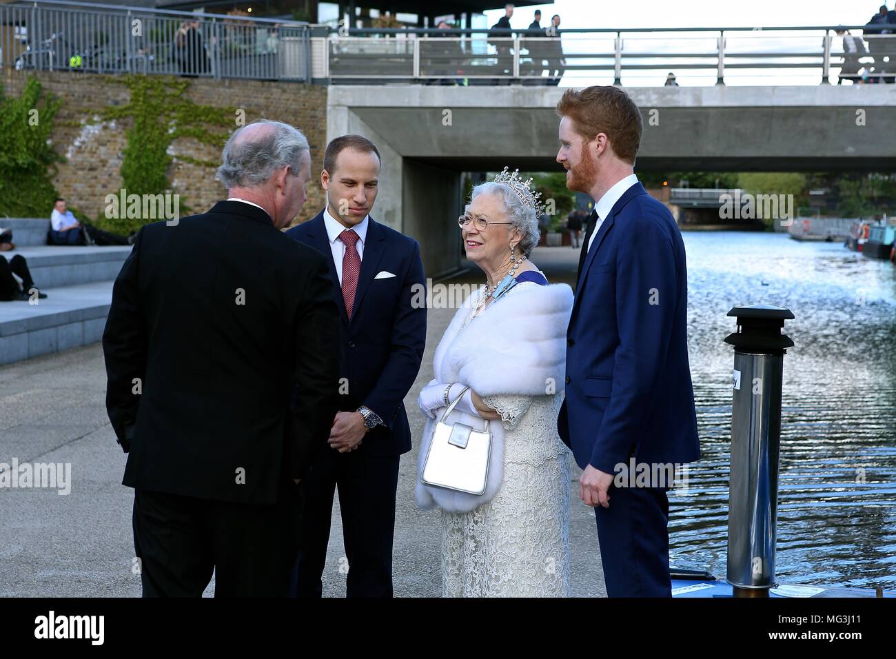 Bain à remous avec Royal assimilés célébrant le prince Harry's stag n 26 avril 2018 Banque D'Images