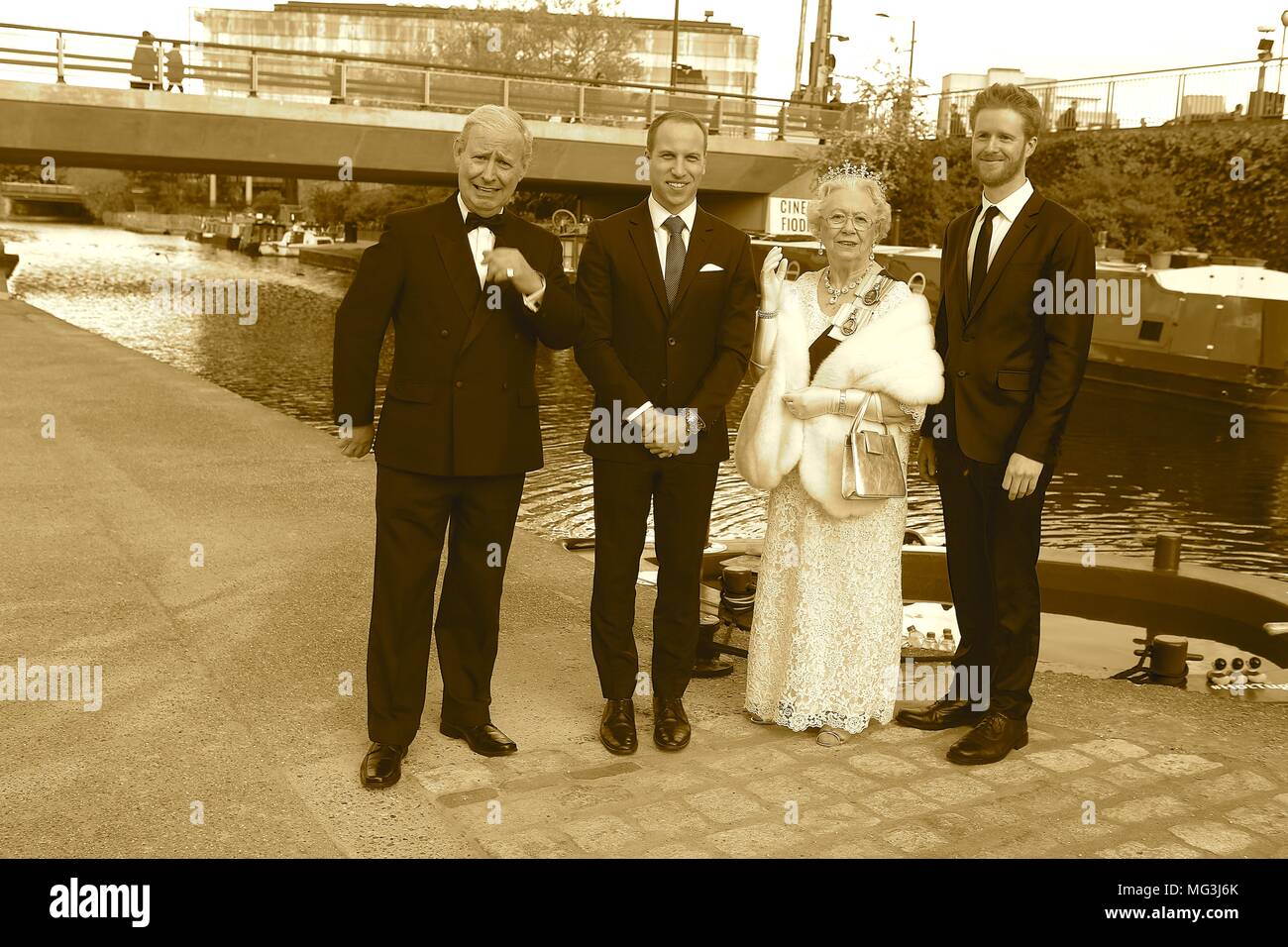 Bain à remous avec Royal assimilés célébrant le prince Harry's stag n 26 avril 2018 Banque D'Images