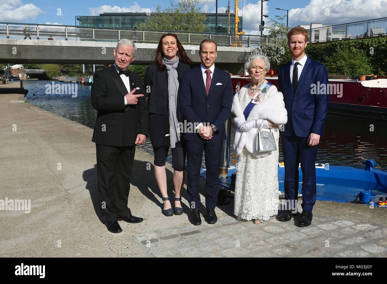 Bain à remous avec Royal assimilés célébrant le prince Harry's stag n 26 avril 2018 Banque D'Images