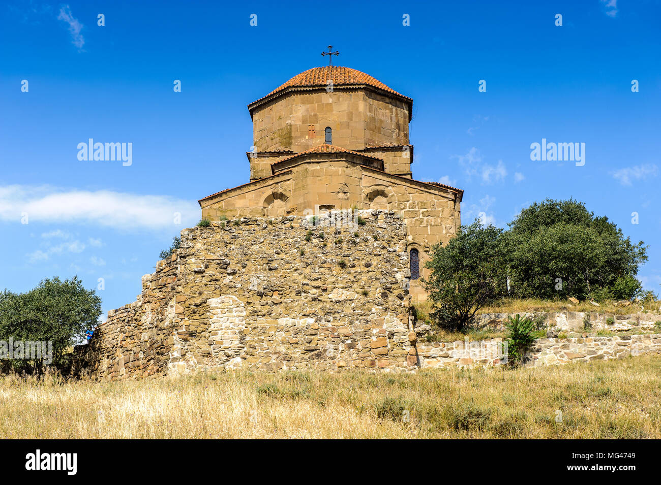 Monastère de Jvari, monastère orthodoxe de Géorgie du vie siècle sur la colline de montagne ove la vieille ville de Mtskheta (site du patrimoine mondial de l'UNESCO) Banque D'Images