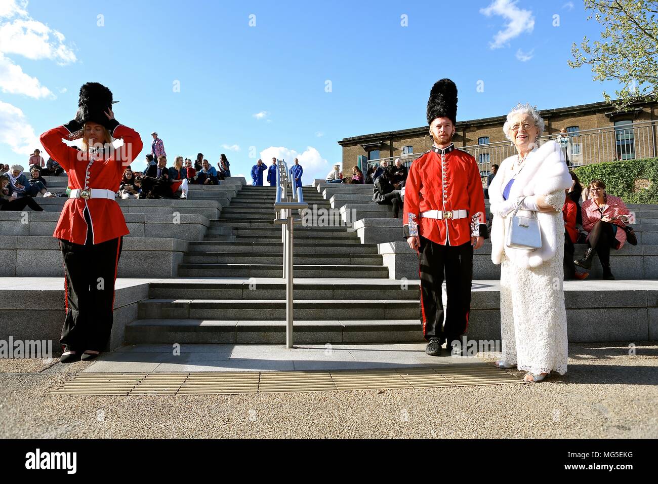 Bain à remous avec Royal assimilés célébrant le prince Harry's stag n 26 avril 2018 Banque D'Images
