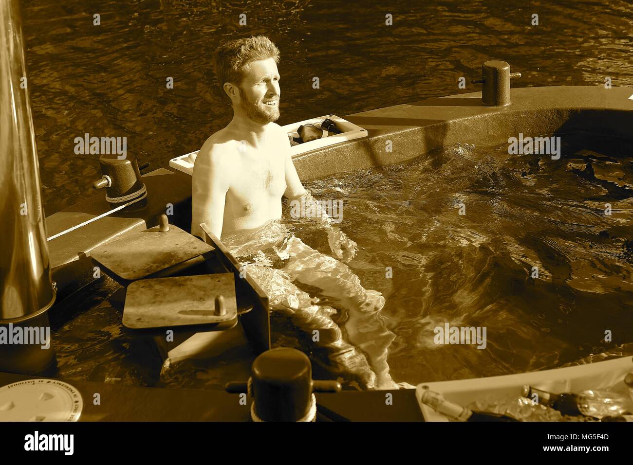 Bain à remous avec Royal assimilés célébrant le prince Harry's stag n 26 avril 2018 Banque D'Images