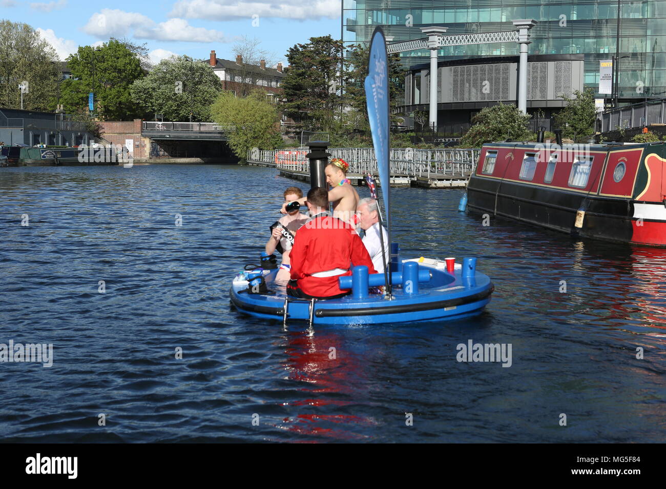 Bain à remous avec Royal assimilés célébrant le prince Harry's stag n 26 avril 2018 Banque D'Images