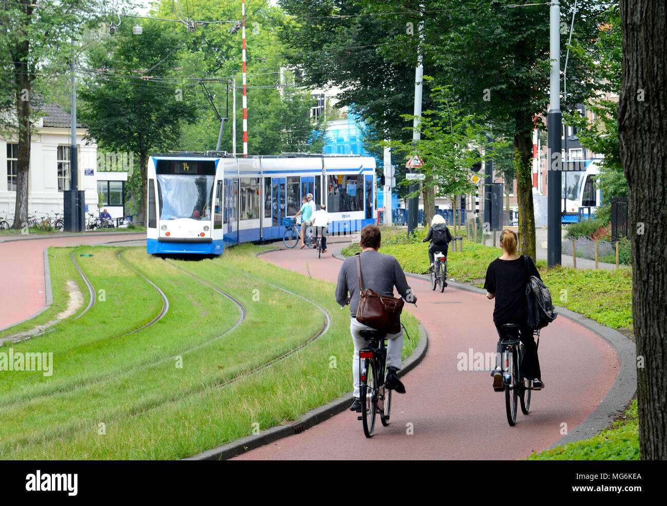 Le Tram à Amsterdam Banque D'Images