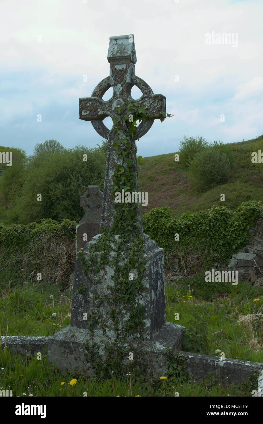 Une croix celtique en Kilone cimetière Abbaye Banque D'Images