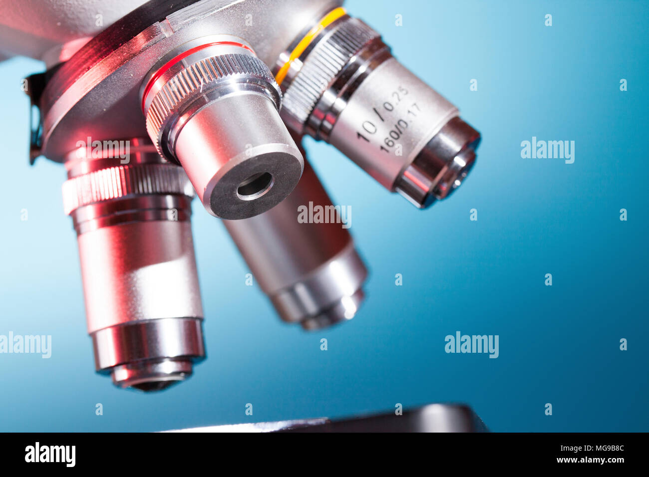 Du microscope et de l'objectif. Banque D'Images