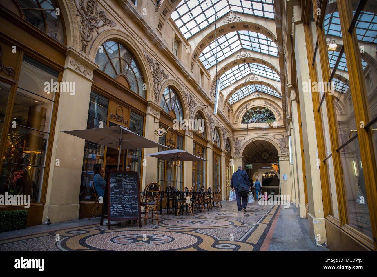 Galerie Vivienne, un des plus beaux passages couvert de Paris Banque D'Images