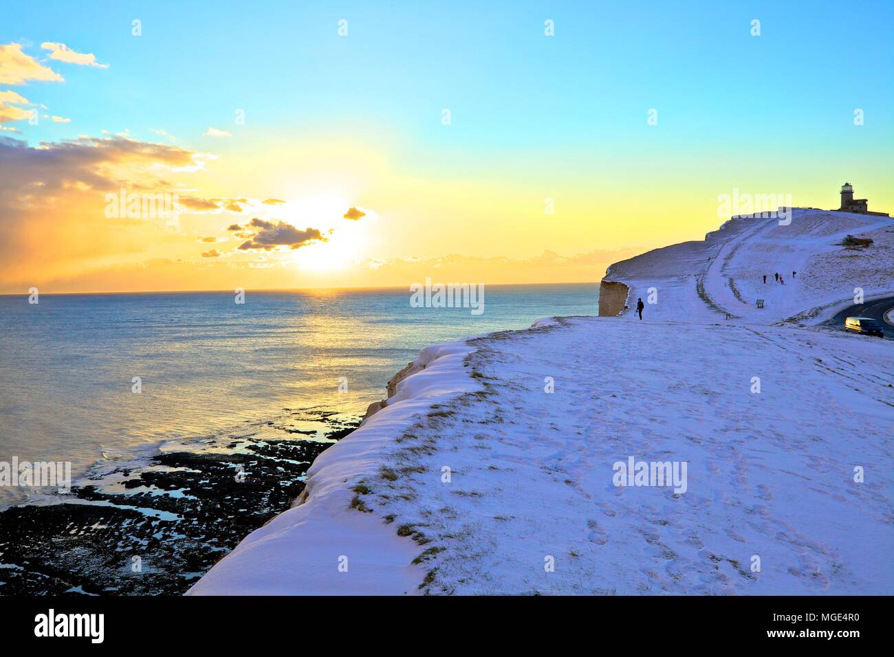 Belle Tout phare à un couvert de neige Beachy Head, Eastbourne Downland Estate, Eastbourne, East Sussex, Royaume-Uni Banque D'Images