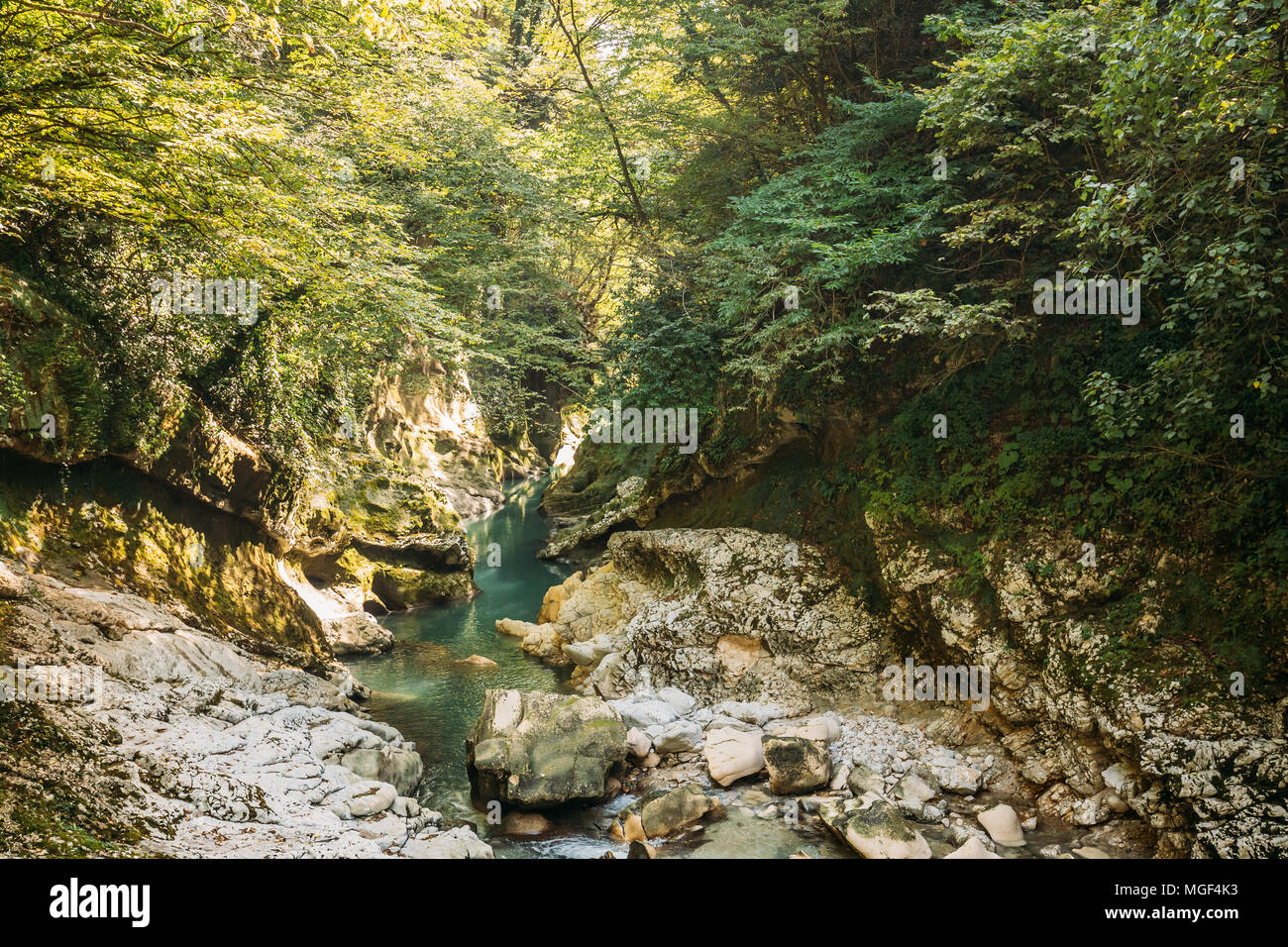 Canyon de Martvili (Géorgie). Abacha paysage Rivière. Monument naturel est situé dans le village. Inchkhuri Banque D'Images