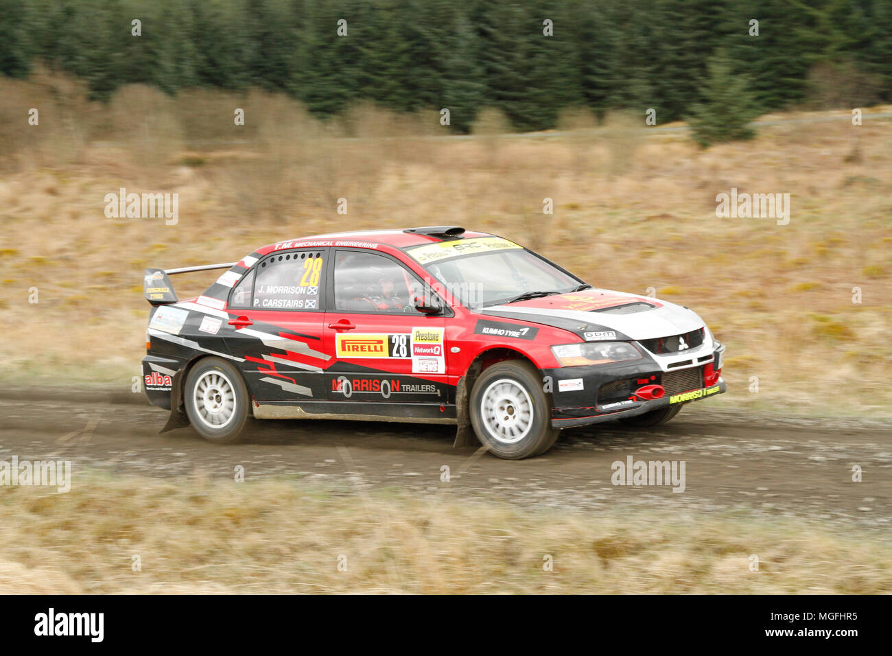 Forêt de Kielder, Northumberland, Royaume-Uni, 28 avril 2018. Pilotes de rallye la concurrence dans le Rallye International Pirelli et second tour de l'Prestone British Rally Championship. (Spéciale 1 - Pundershaw 1). Andrew Cheal/Alamy Live News Banque D'Images