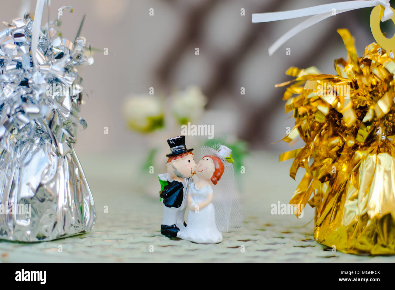 Close up, décoration de mariage mariés jouet Banque D'Images
