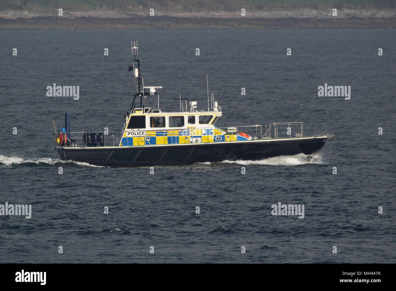 MDP Condor, un bateau de patrouille sont gérés par le ministère de la défense, de la police sur la tâche à l'arrivée d'étapes de l'exercice Joint Warrior 18-1 Banque D'Images