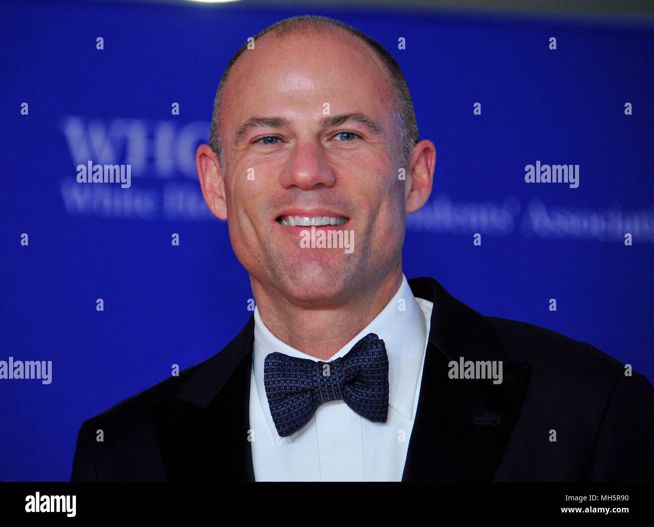 Washington, USA. Apr 28, 2018. Michael Avenatti, l'avocat de Stormy Daniels, arrive pour la Maison Blanche 2018 Dîner annuel de l'Association des correspondants à l'hôtel Hilton de Washington le Samedi, Avril 28, 2018. Credit : Ron Sachs/CNP (restriction : NO New York ou le New Jersey Journaux ou journaux dans un rayon de 75 km de la ville de New York) - PAS DE SERVICE DE FIL - Credit : Ron Sachs/consolidé/dpa/Alamy Live News Banque D'Images